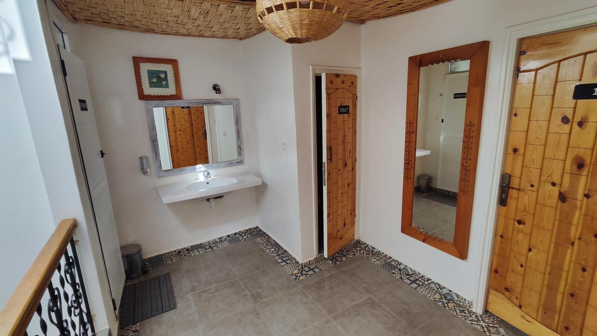 Azazoul Bigblue Surf Hostel & Coworking Space - Taghazout (Adults Only) מראה חיצוני תמונה