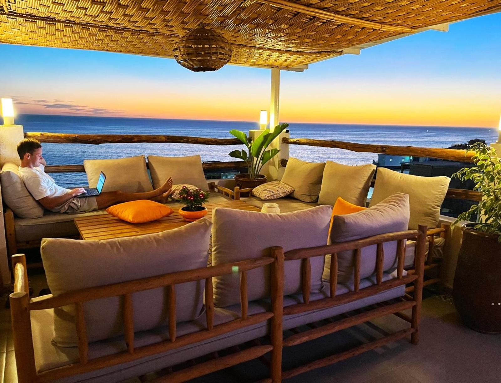 Azazoul Bigblue Surf Hostel & Coworking Space - Taghazout (Adults Only) מראה חיצוני תמונה